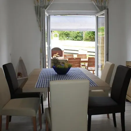 Radmila Holiday home *